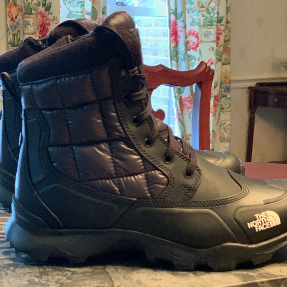 North Face Men’s Black Thermoball Boot Zipper